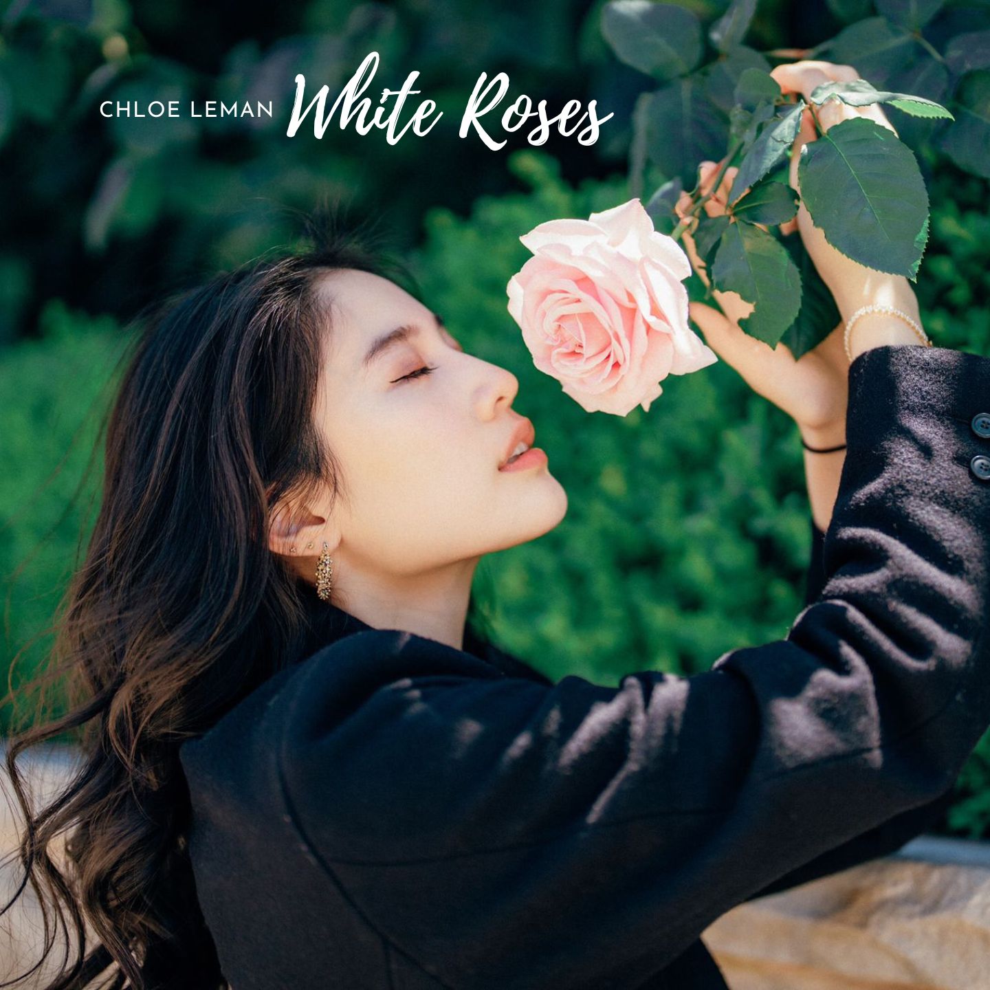Chloe Leman Merilis Single “White Roses” Dedikasih Untuk Sang Kakek