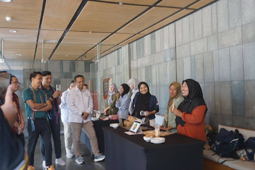 Showcase UMKM di Golo Mori Convention Center, Perempuan Lokal Tampilkan Hasil Pelatihan Wirausaha